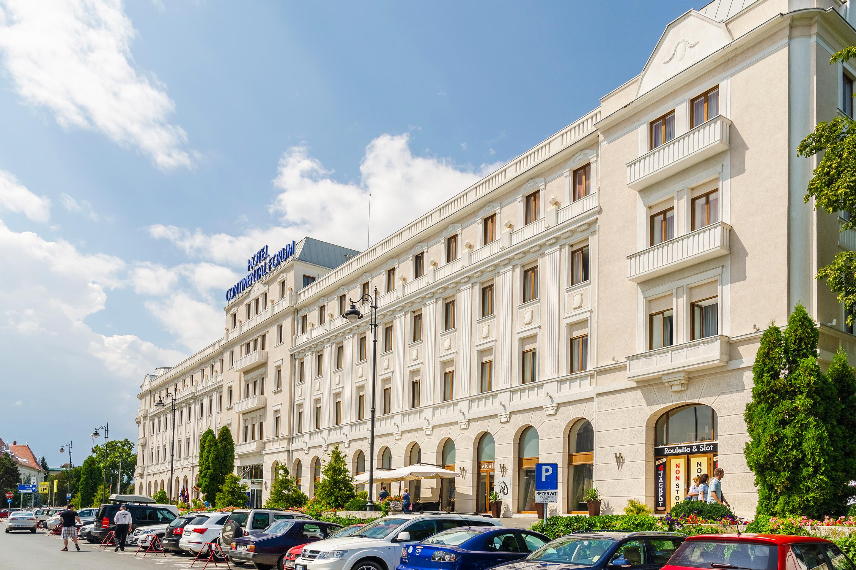 Continental Forum Sibiu Hotel Exterior photo